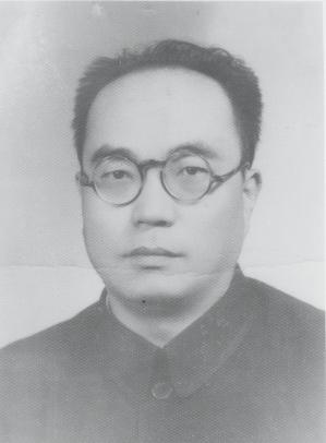 冯仲云