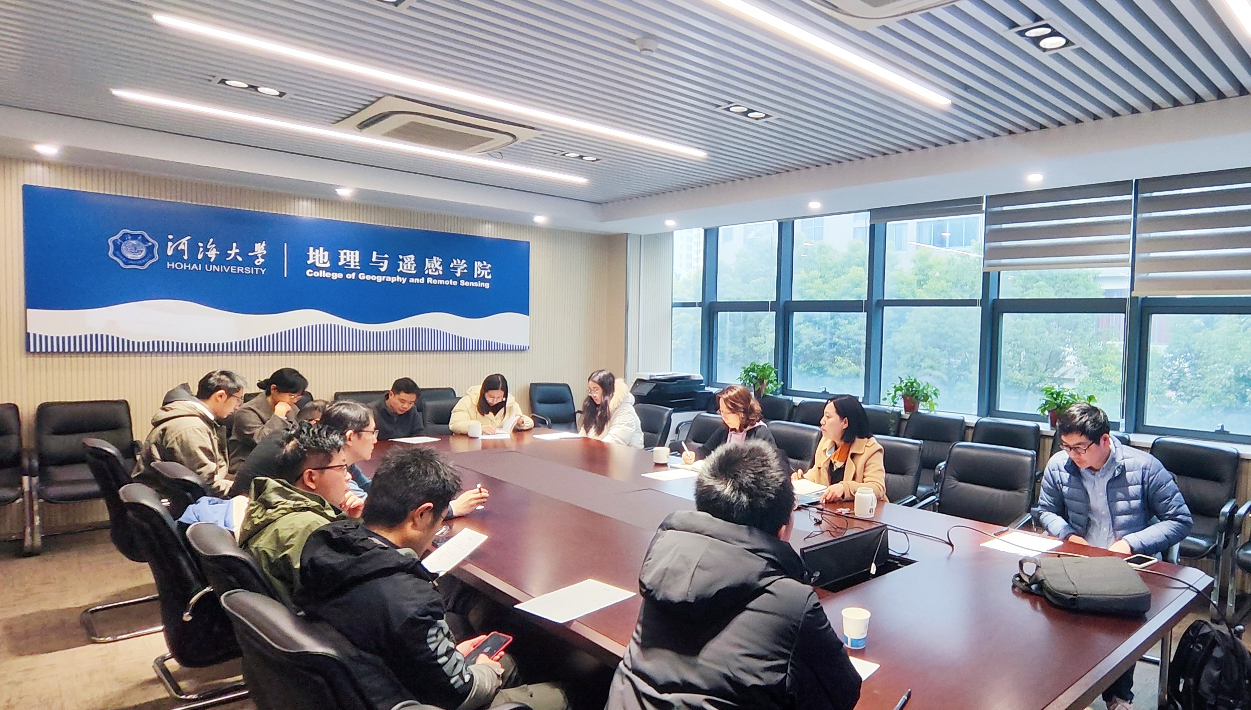 学院召开春季学期工作部署会议   全面推进教育教学同频共振